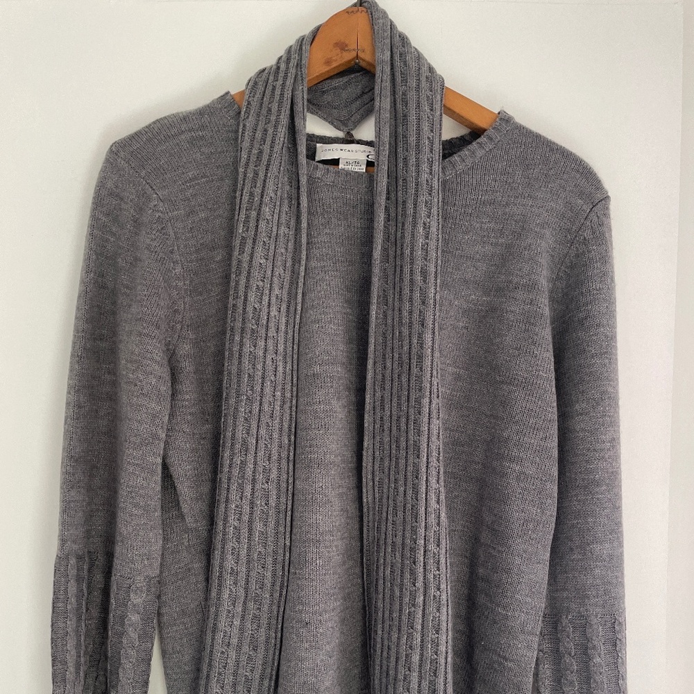 Jones sweater